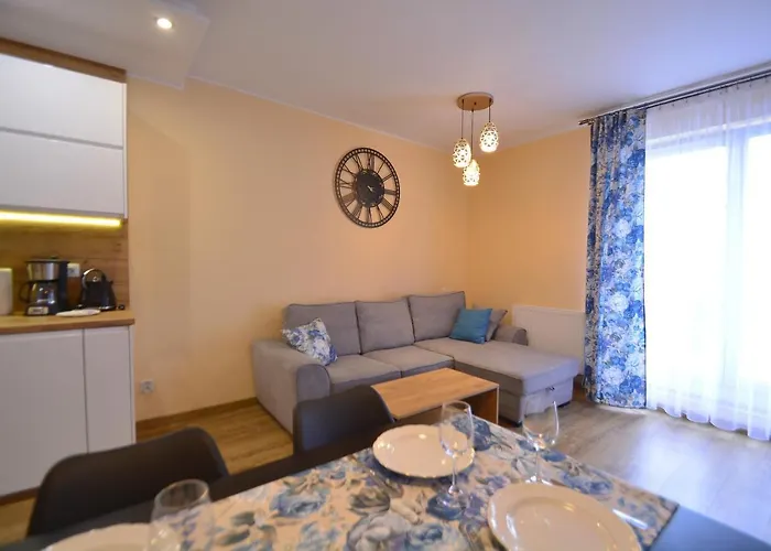 Bryza - Monte Cassino 8 - Centrum * Świnoujście